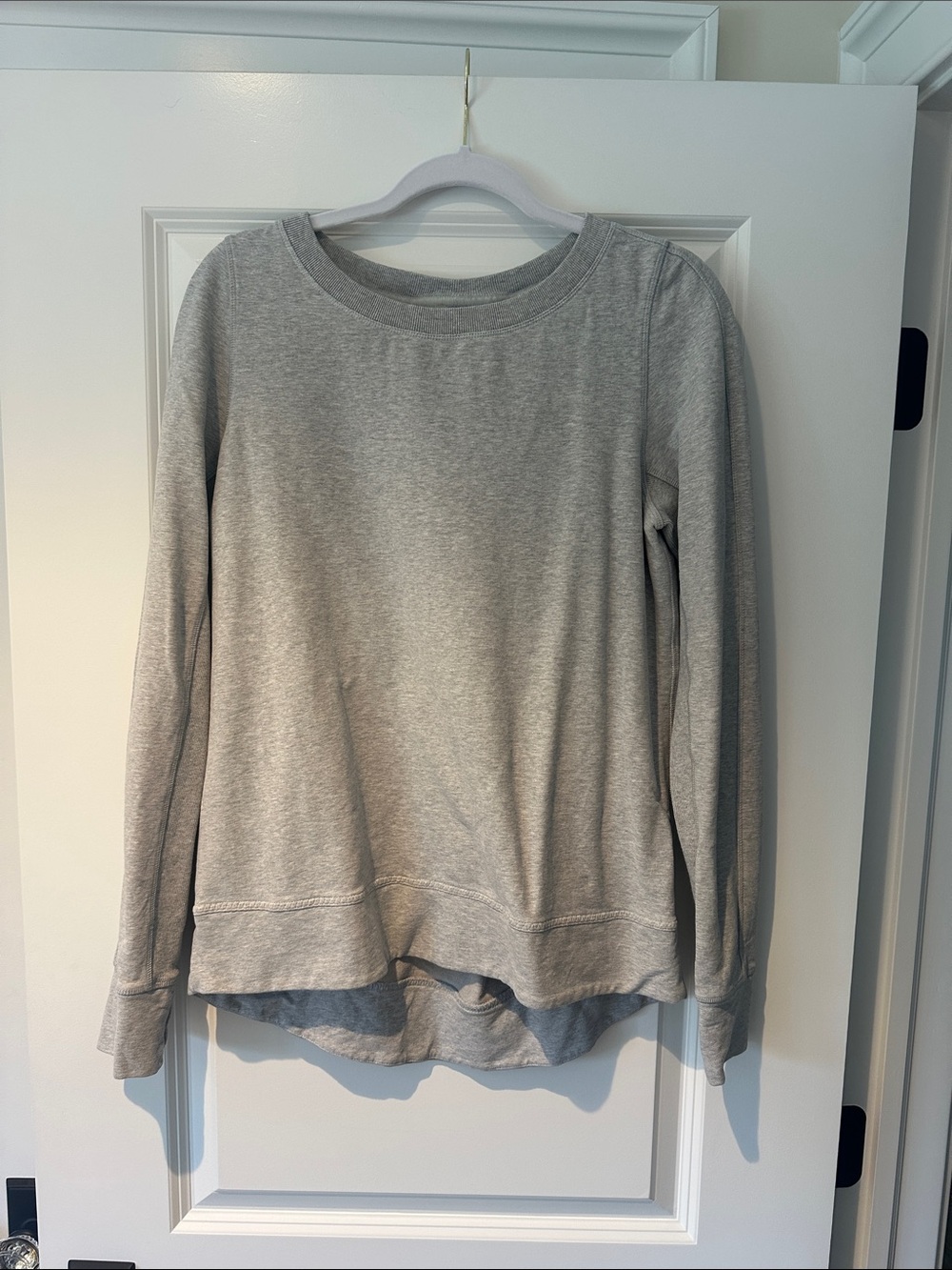 Everyday Classic Women's Crewneck Pullover Sweatshirt - Light Gray